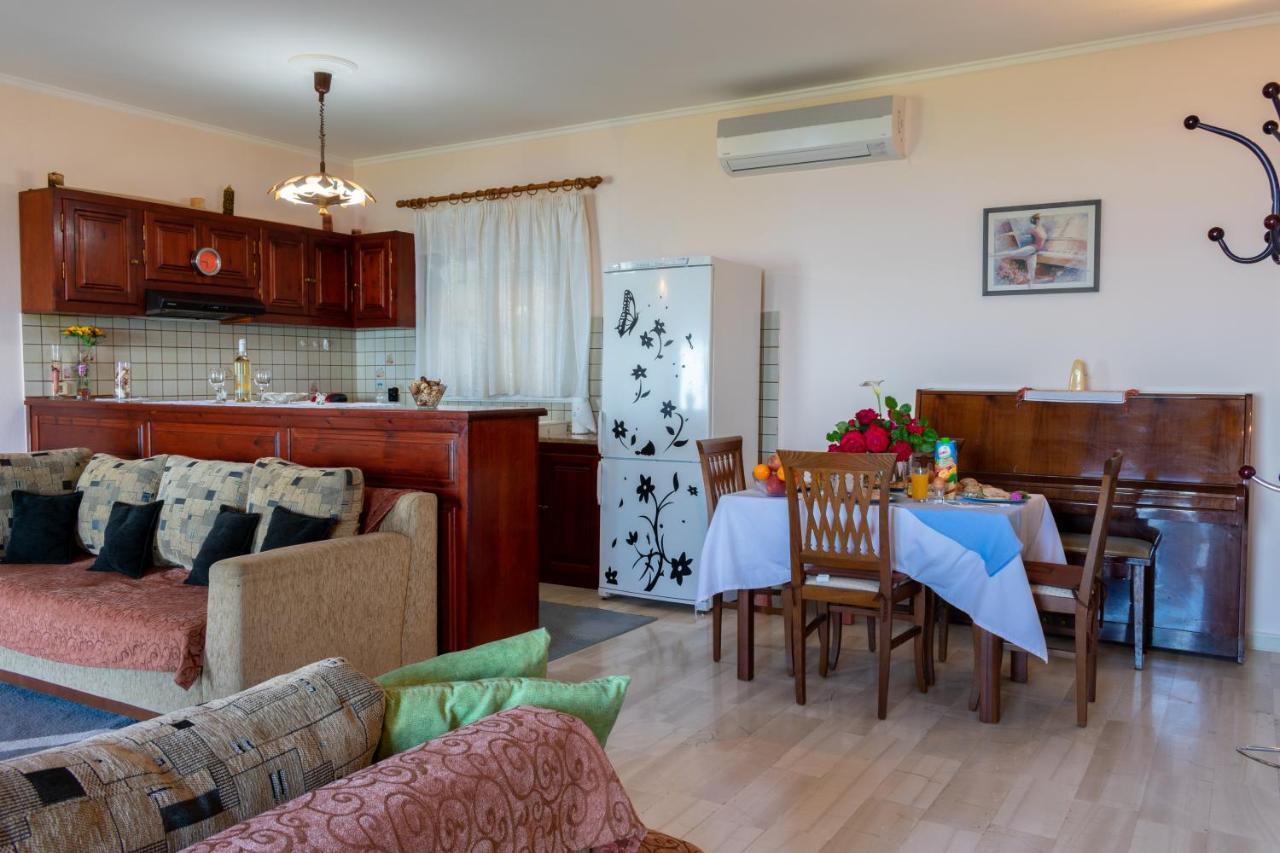 Villa Emily Achilleion Екстер'єр фото
